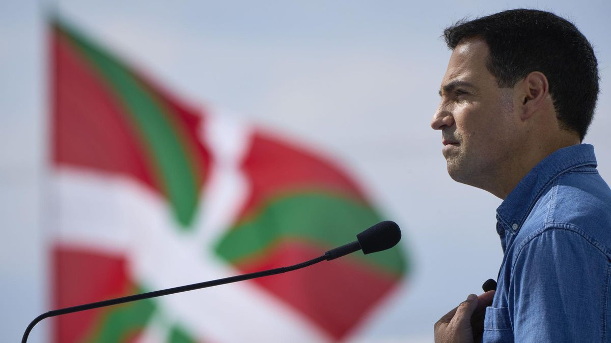 El Gobierno dice que Ayuso hizo el "ridículo" al acusar a Pradales de amenazarle en euskera