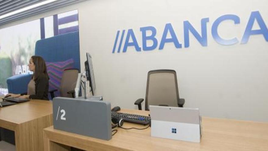 Abanca ofrece 1.700 millones por Liberbank