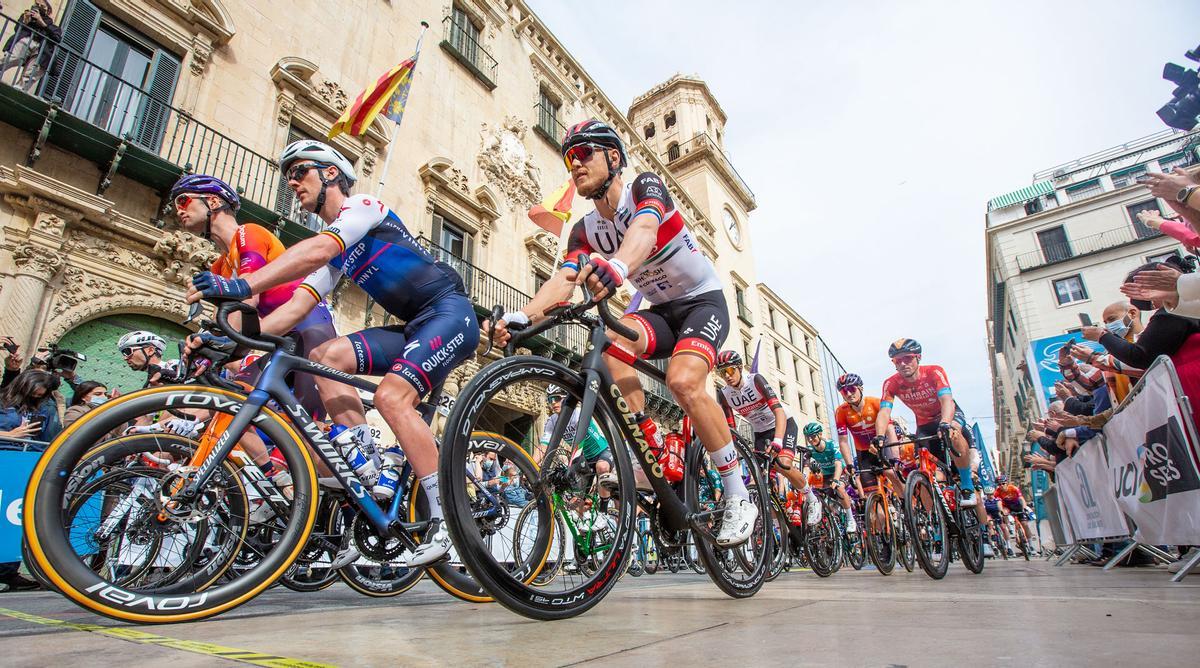 Imagen de archivo de la pasada edición de la Volta a la Comunitat.