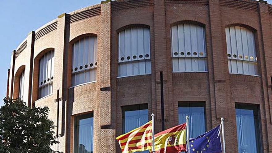 L&#039;administració estatal és la que menys pes té a Girona.