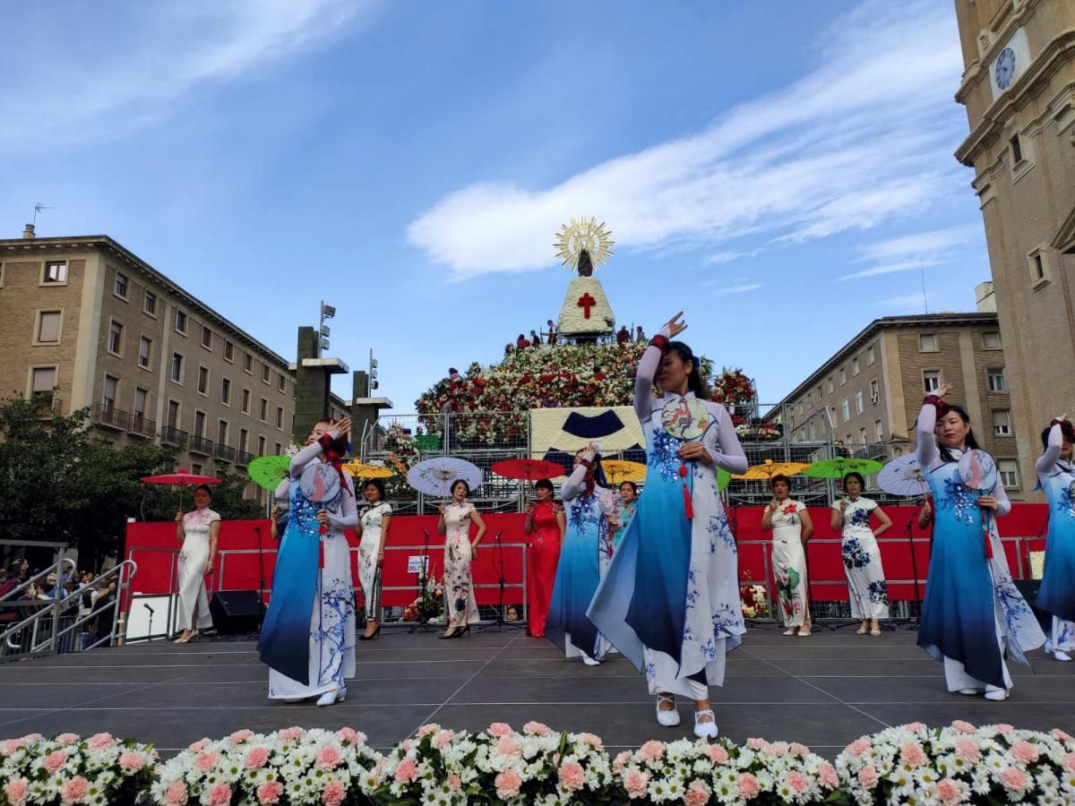 La Ofrenda a la Virgen del Pilar