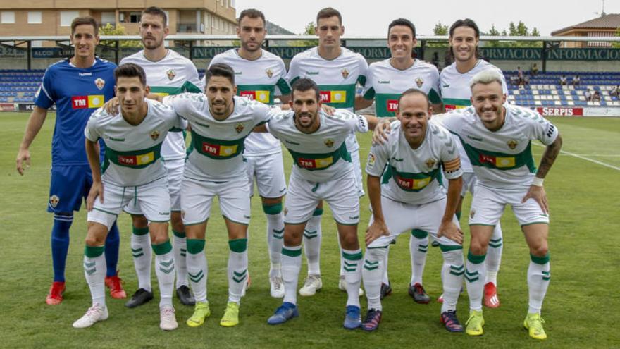 Once del Elche ante el Levante, con pleno español.