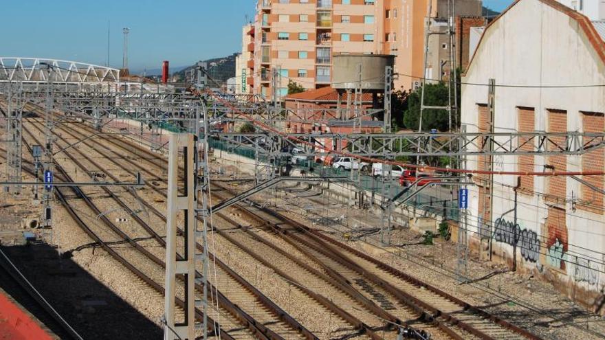 La federación de vecinos de Sagunt también exige mejoras en el Corredor Cantábrico