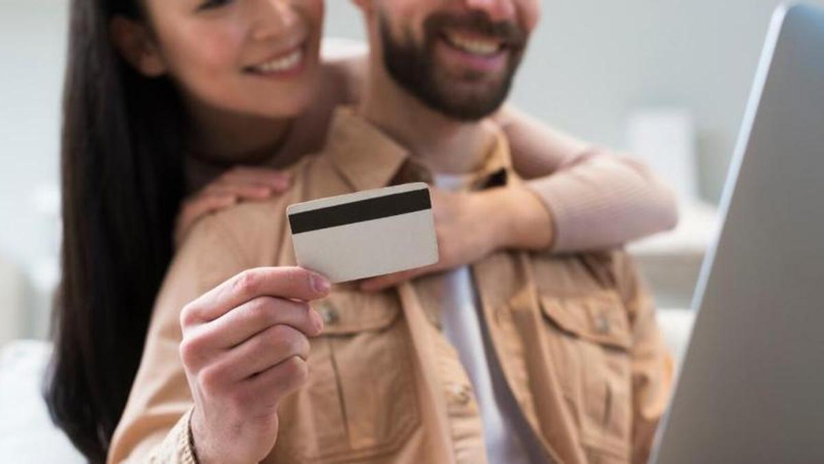 Targeta revolving per pagar unes vacances?