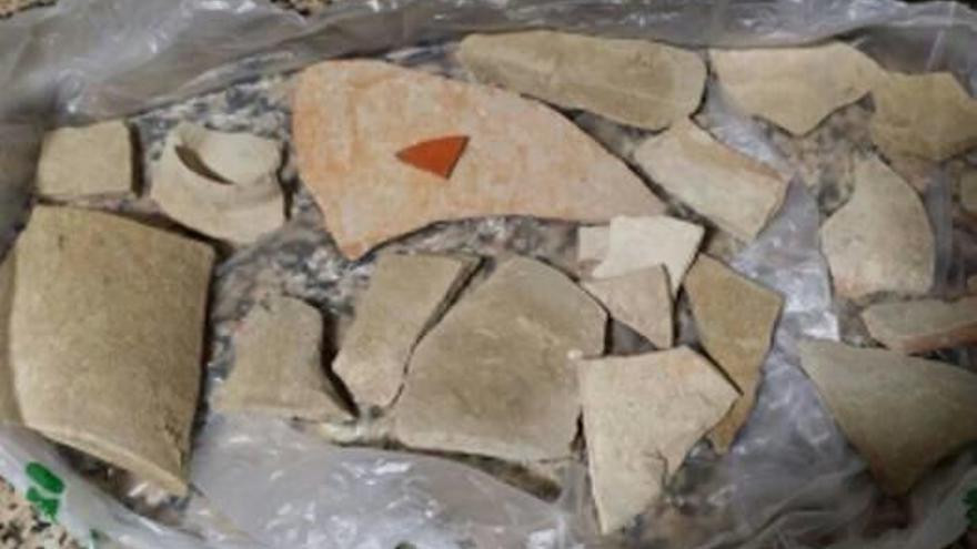 Hallan restos arqueológicos en unas obras de la avenida Miguel Hernández