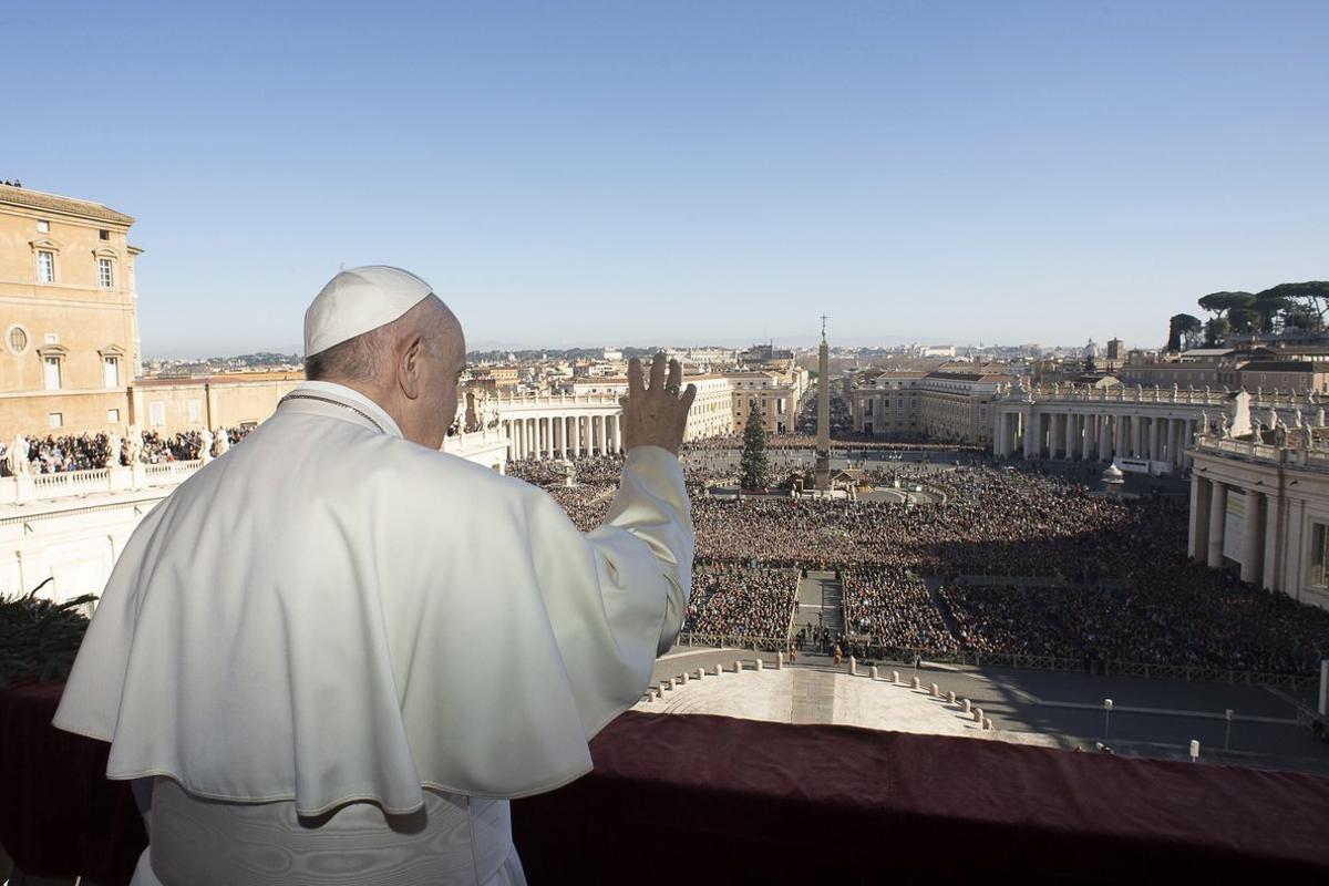 El Papa cesa a uno de los obispos de EEUU ms crticos con l