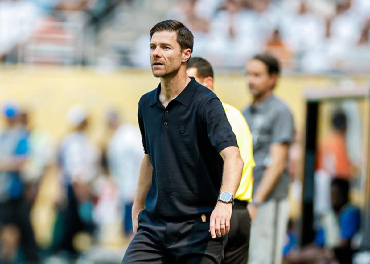 Xabi Alonso vs Al-Hilal