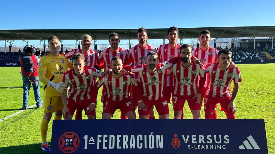 Once inicial del Zamora CF en Irún
