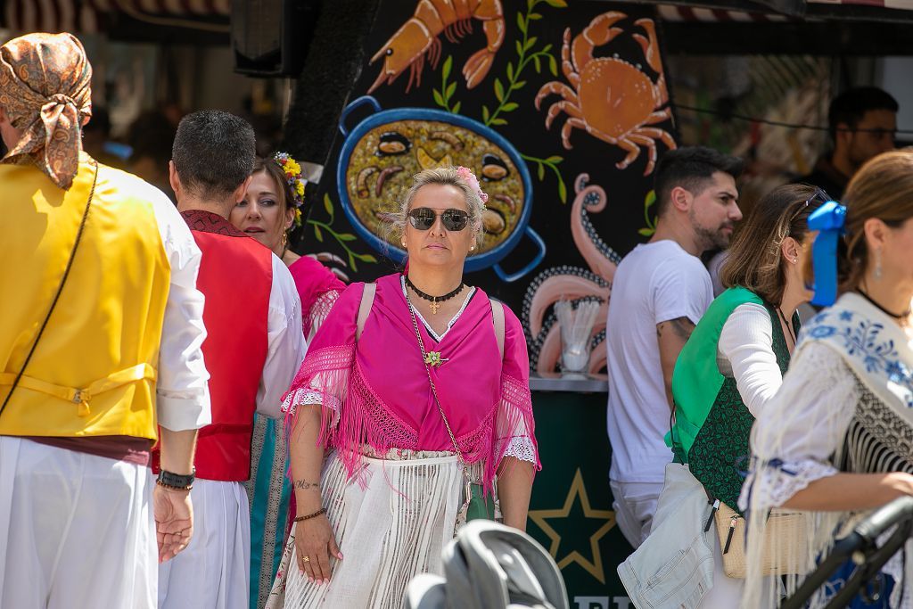 FOTOS | Ambientazo en la calles de Murcia durante el día del Bando