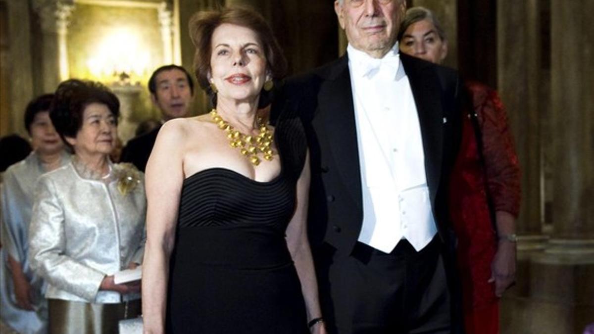 Vargas Llosa pide el divorcio a su mujer Patricia Llosa