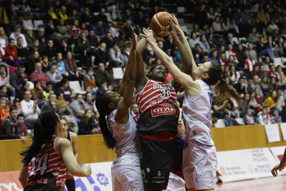 Les millors imatges de l''Uni - Avenida (61-66)