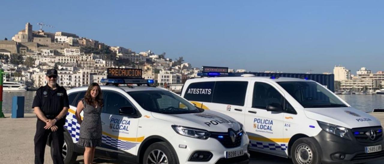 Dos nuevos vehículos para la Policía Local de Ibiza | AE