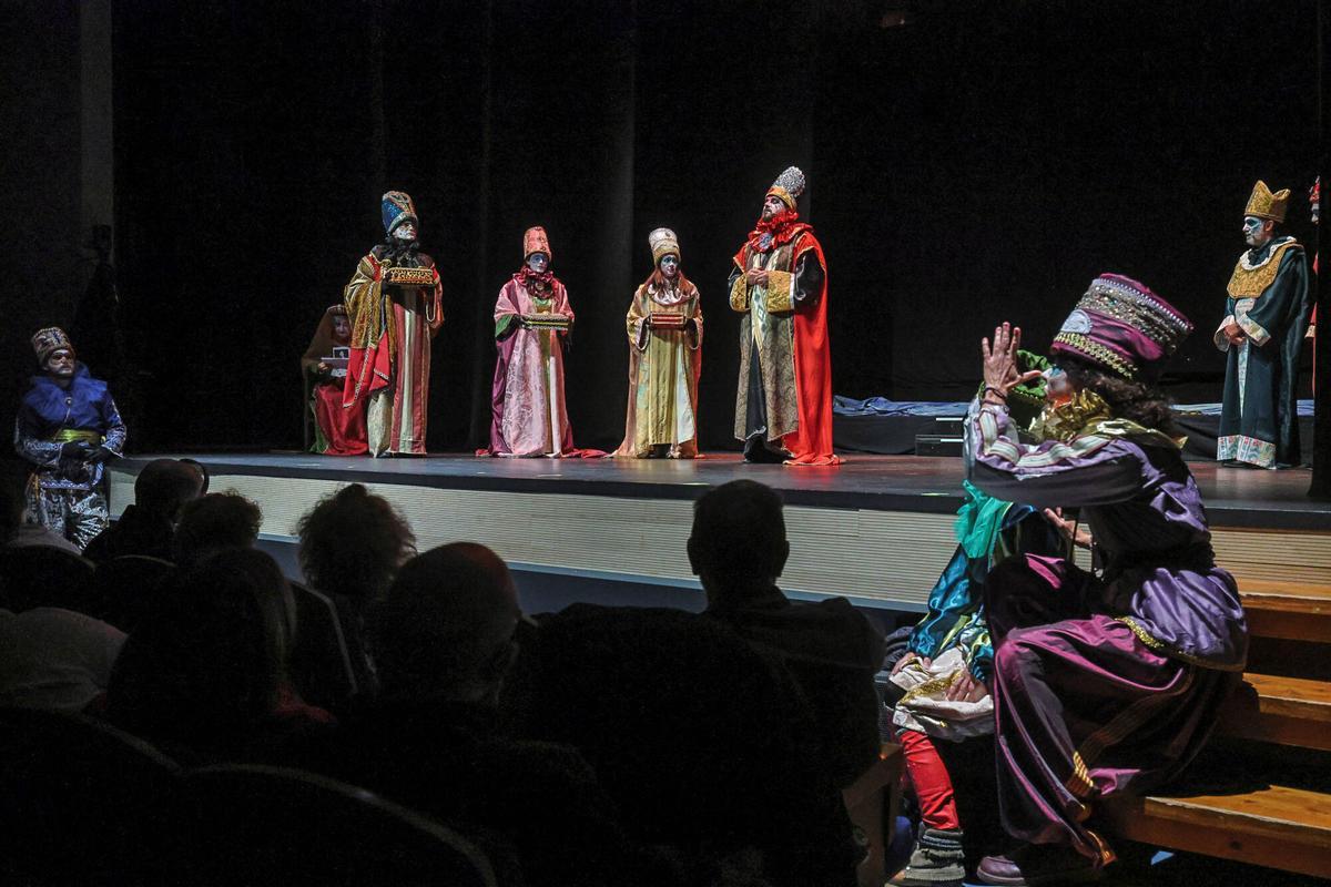 FOTOS | 'Adoració dels Reis' en Palma.