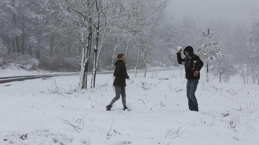 La primavera comienza en Deza con alerta de nieve de cara al final de la semana. // Bernabé