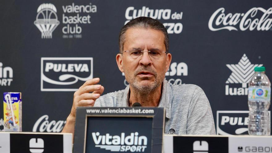 Pedro Martínez analiza las últimas novedades del Valencia Basket