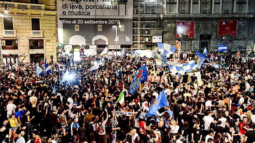 L&#039;aglomeració viscuda dimecres durant la celebració de la final de la Copa d&#039;Itàlia a Nàpols, una situació que el Govern català vol evitar en l&#039;entrada a «l&#039;etapa de represa» o «nova normalitat».