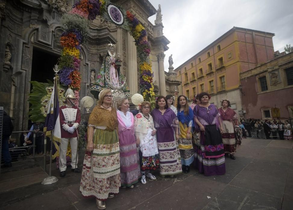 Ofrenda floral a la Morenica