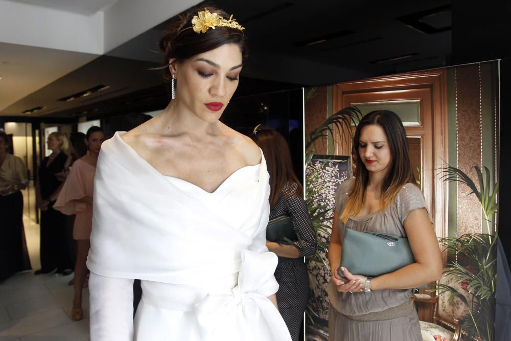 Nueva colección de trajes de novia de Francis Montesinos