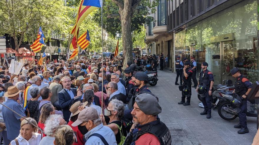 400 persones protesten a Barcelona contra la presència de Marchena en un acte de l&#039;ICAB