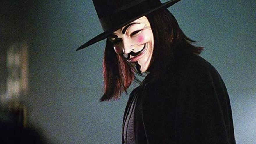 «V de Vendetta», un dels títols disponibles en català.  | DDG