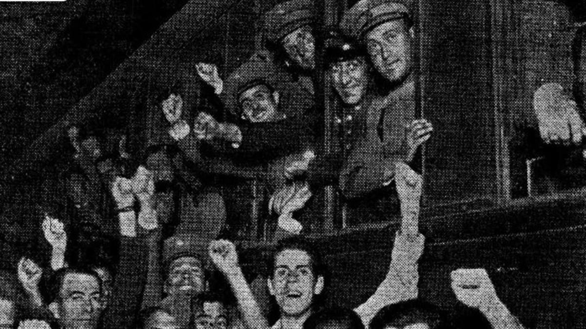 Carabineros partiendo al frente en agosto de 1936 en Cartagena