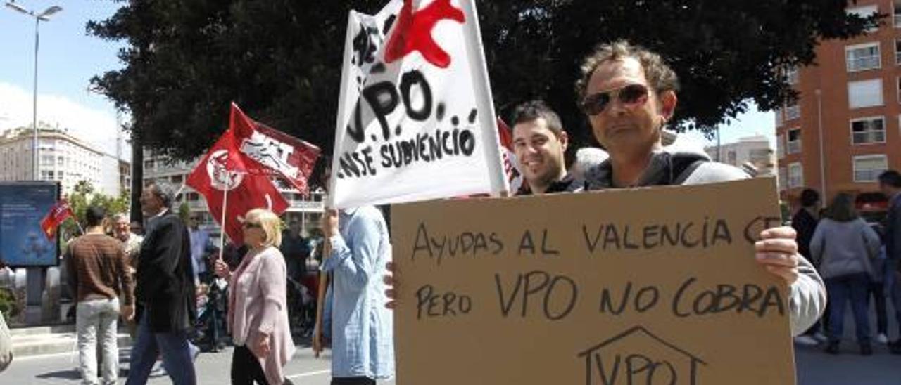 El Defensor del Pueblo exige  al Consell el orden de pago  de las ayudas a la vivienda