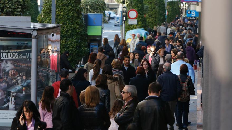 Ambiente de compras en Maisonnave esta Navidad