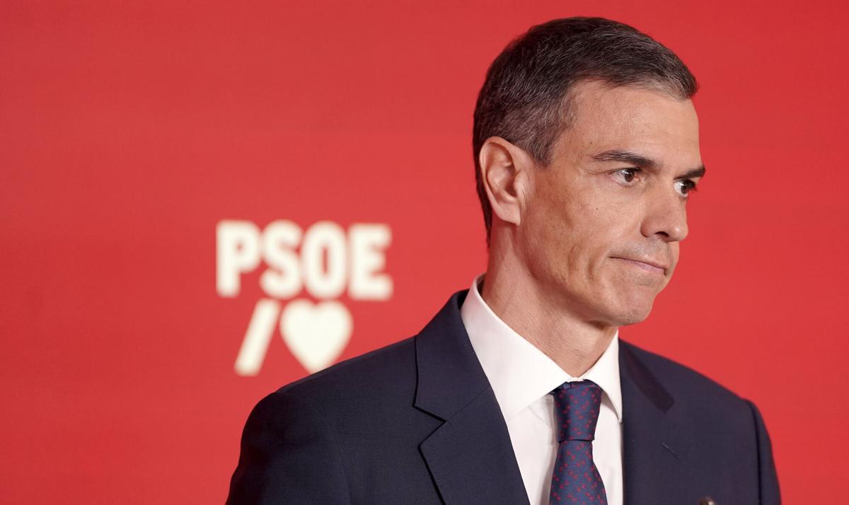 La pressió per a una remodelació profunda s’estén en el PSOE i els més crítics vetllen armes davant la sospita de nous àudios La pressió per a una remodelació profunda s’estén en el PSOE i els més crítics vetllen armes davant la sospita de nous àudios