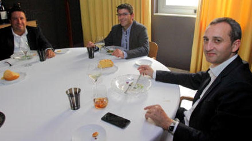 Los tres presidentes de las diputaciones valencianas, en un encuentro del mes de mayo.