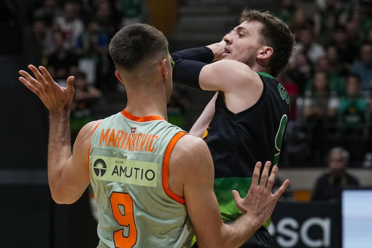 Kyle Guy fue el gran protagonista del partido