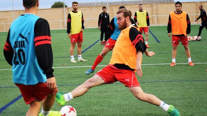 Una imagen del anterior entrenamiento del equipo que dirige Mario Sánchez, seleccionador autonómico UEFA.