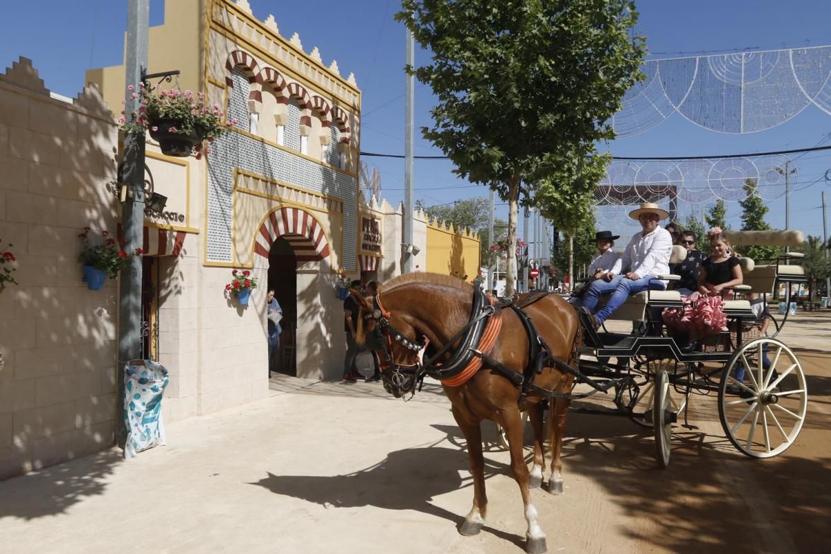 Fotogalería / Las casetas premiadas en la Feria de Córdoba 2017