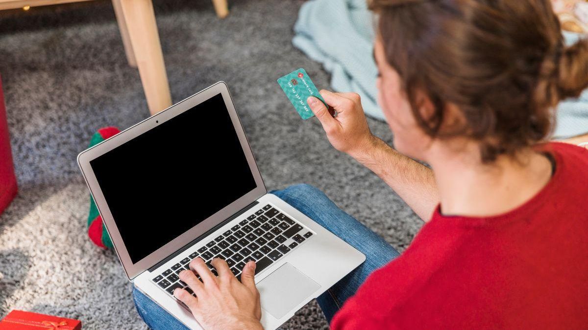 ChatGPT revela cuáles son los 10 artículos más vendidos en Amazon en septiembre