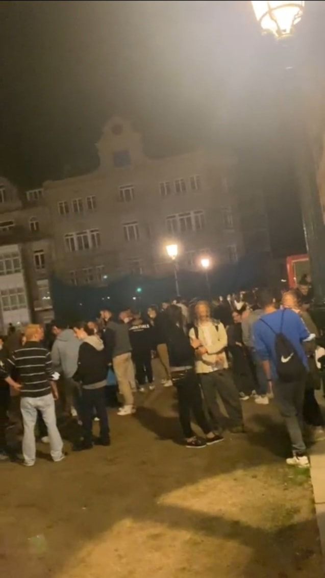 El botellón de esta madrugada en la Plaza de Portugal