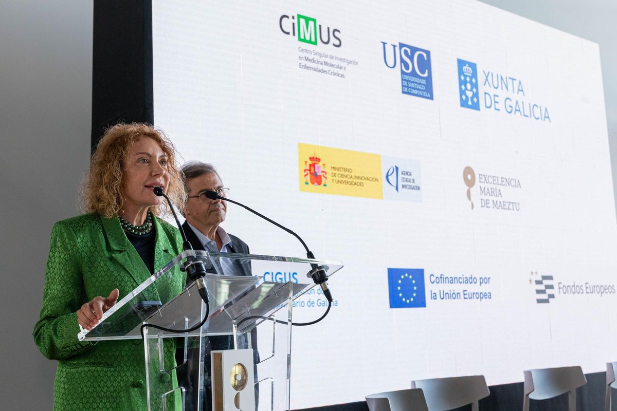 Mabel López, directora científica del CiMUS, intervino en el acto