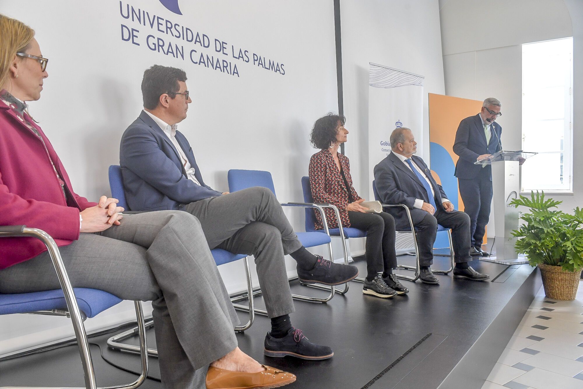 Colaboración entre las universidades canarias y Obras Públicas