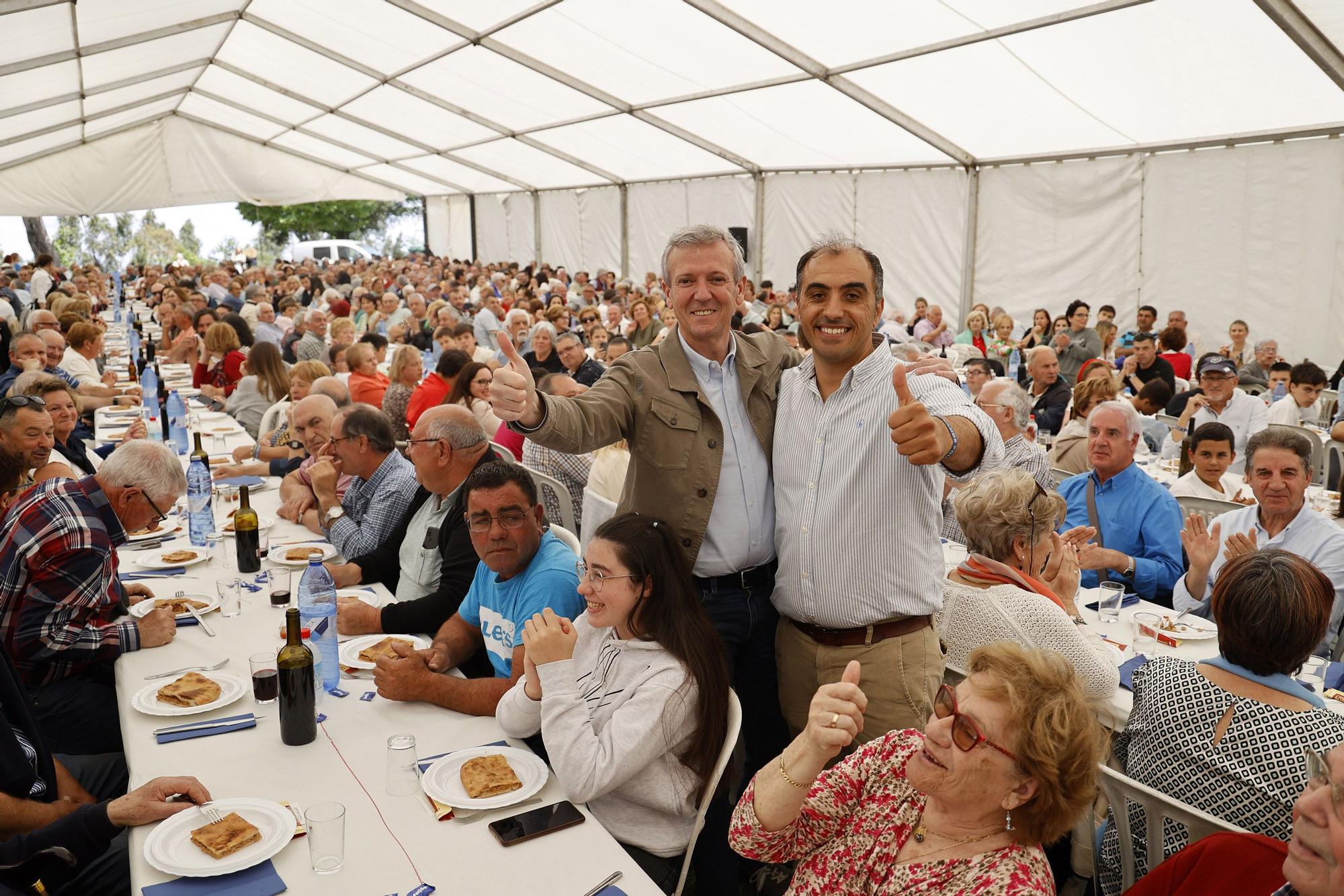 Monte Castrove acoge la tradicional romería organizada por el PP