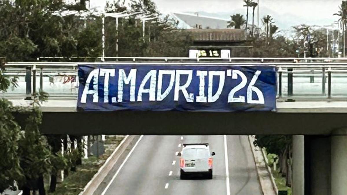 La Grada d'Animació vuleve al Camp Nou para el partido contra el Atlético