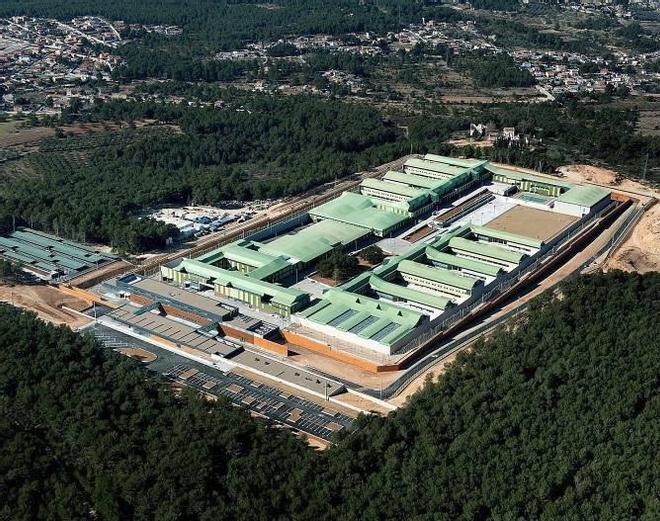 El Govern promoverá el uso habitual del catalán en las prisiones entre internos y funcionarios para fomentar la inserción laboral