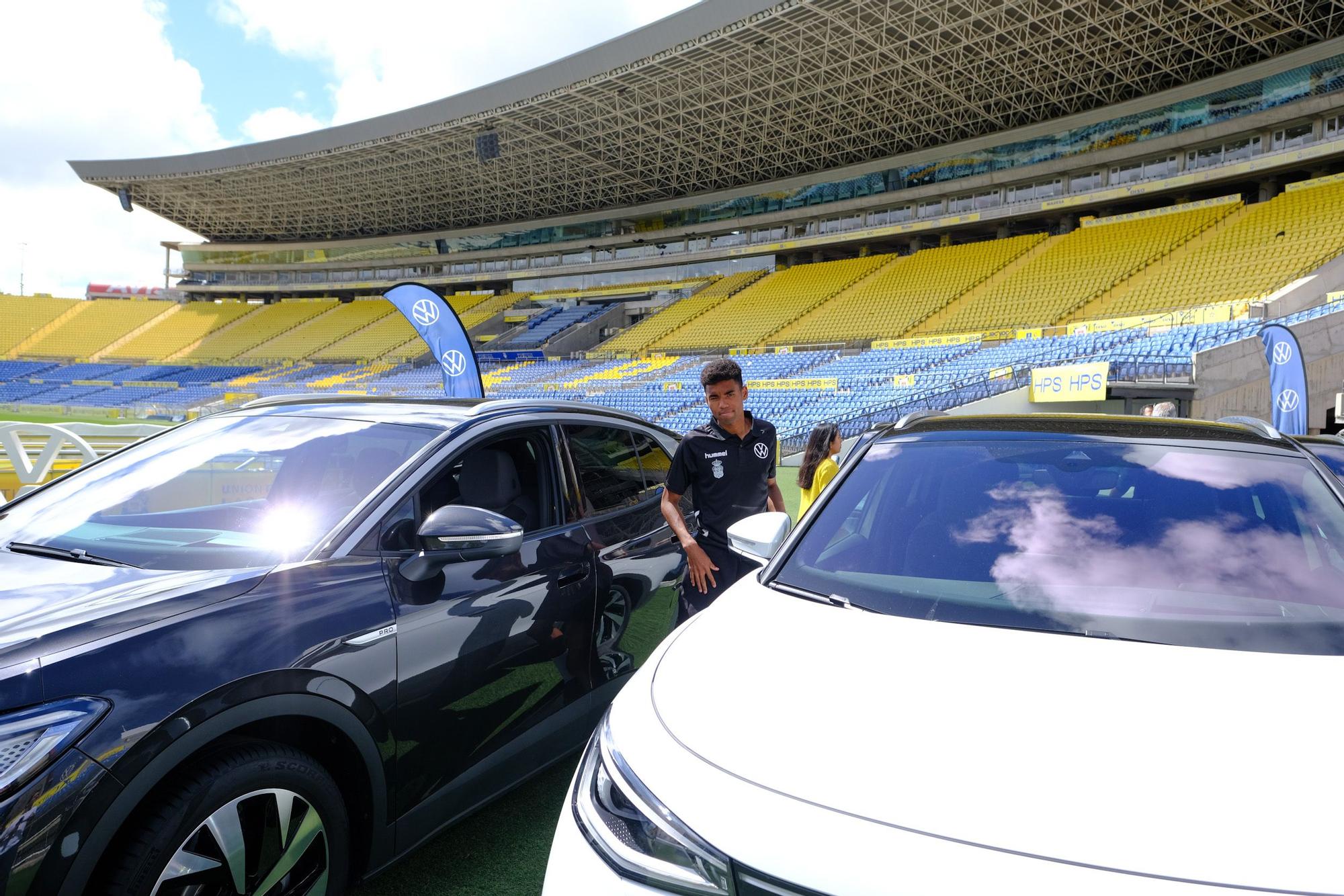 Presentación de coches de Domingo Alonso