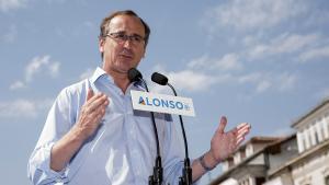 GRA074. VITORIA, 27/8/2016.- El presidente del PP vasco y candidato a lehendakari, Alfonso Alonso, durante su intervención hoy en un acto político, en Vitoria. EFE/Adrián Ruiz de Hierro