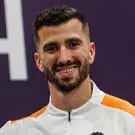 JOSÉ LUIS GAYÀ. Lateral izquierdo. 27 años. Valencia. 18 veces internacional.