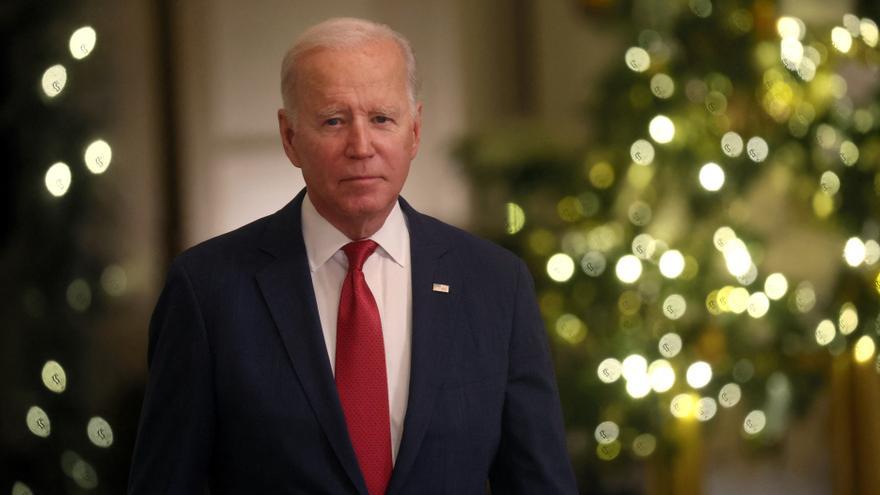 Biden pide a EEUU dejar atrás la polarización y empezar el año con bondad