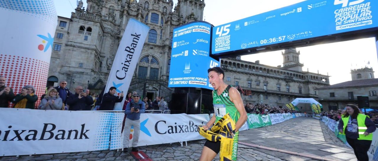 Así te hemos contado la Pedestre de Santiago 2024: Esteban Iglesia y Laura Santos ganan la carrera