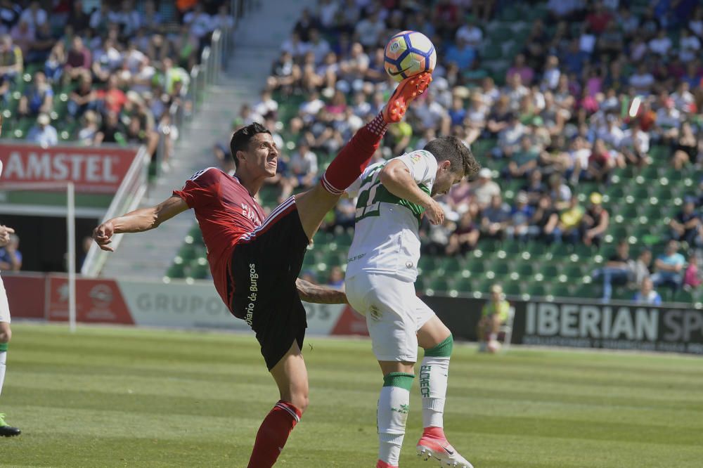 Debacle del Elche ante el colista