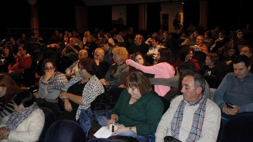 Público asistente a la representación teatral del grupo Arume. // Julio Santos