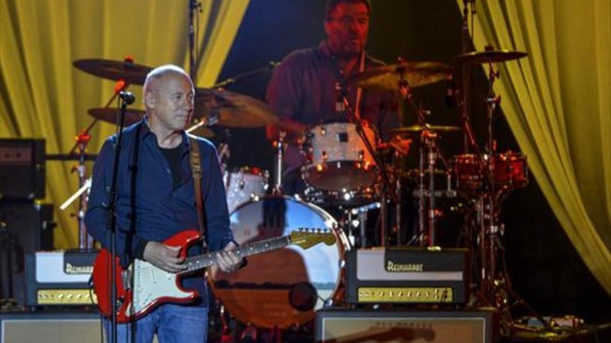 Mark Knopler, enun momento del concierto de anoche en el Poble Espanyol.