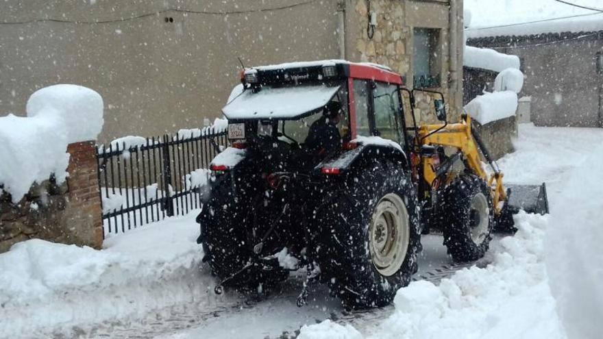 Efectes de la nevada a Sant Julià de Cerdanyola.