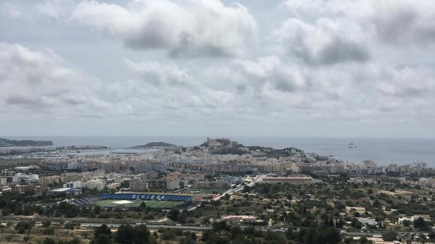 Vista general del centro del municipio de Eivissa.