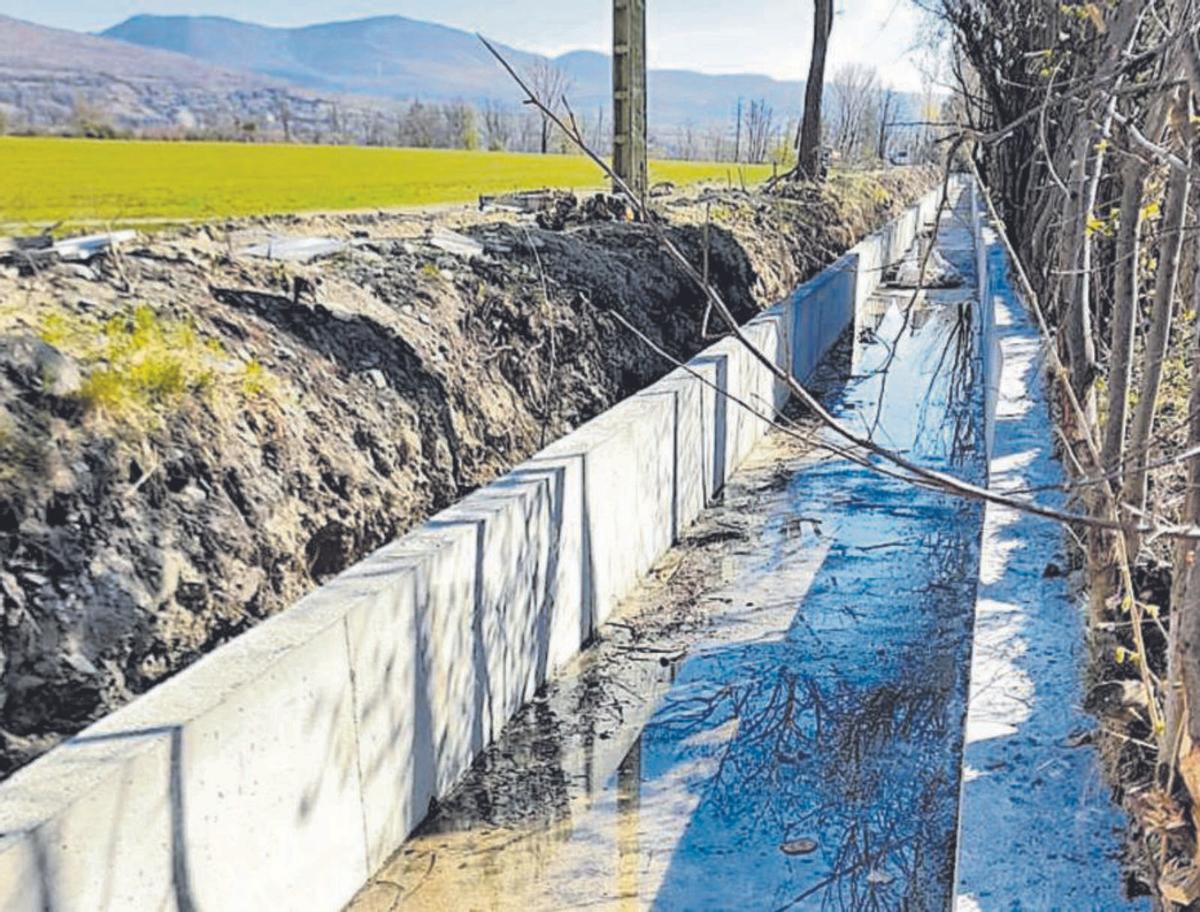 Un dels trams del canal de Ger que rega la Solana  | ARXIU PARTICULAR